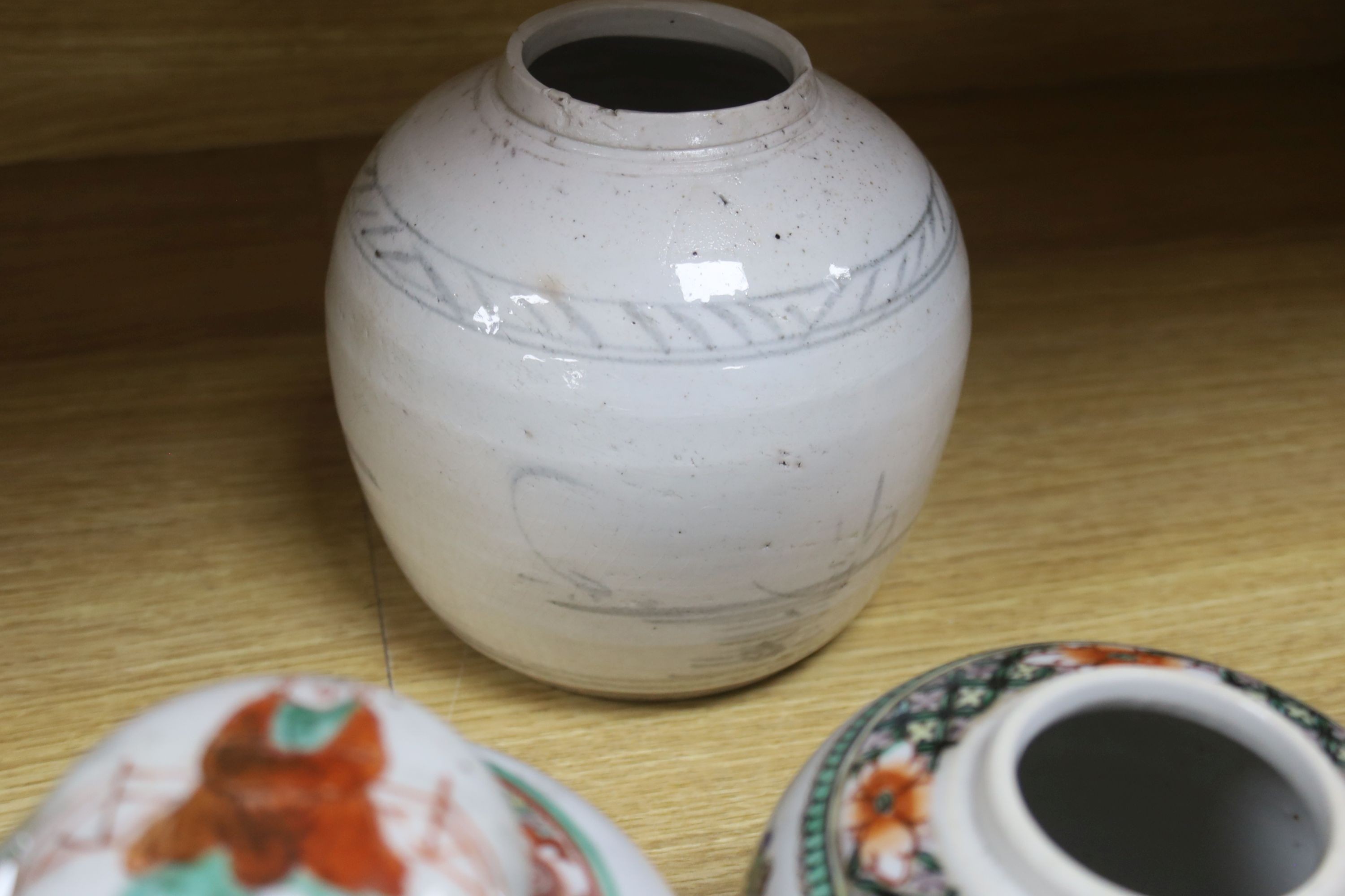 Seven Chinese porcelain or stoneware jars, 19th/20th century